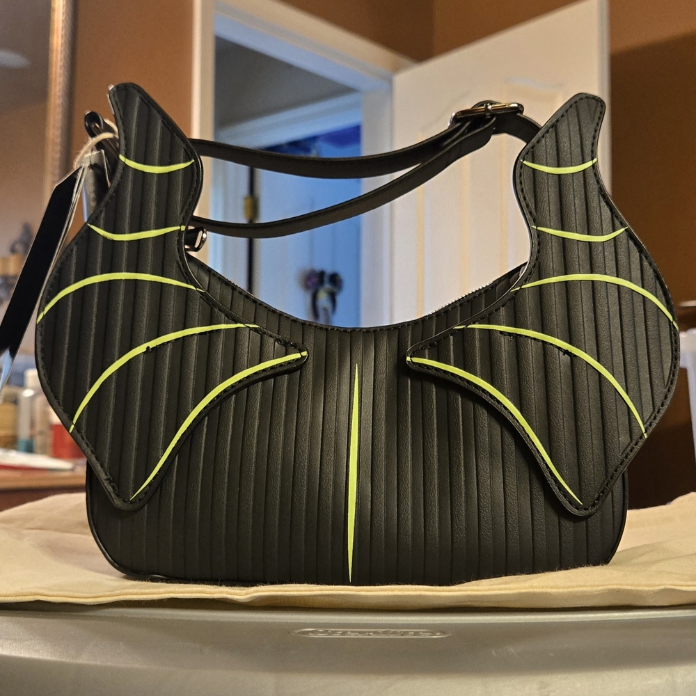 Loungefly Disney Sleeping Beauty Maleficent Horns Shoulder Bag - Glows In Dark!!